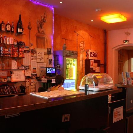 Baxpax Kreuzberg Hostel Берлин Экстерьер фото