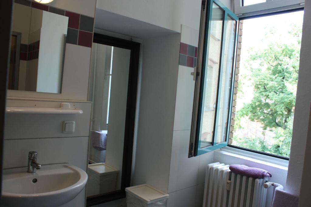 Baxpax Kreuzberg Hostel Берлин Номер фото