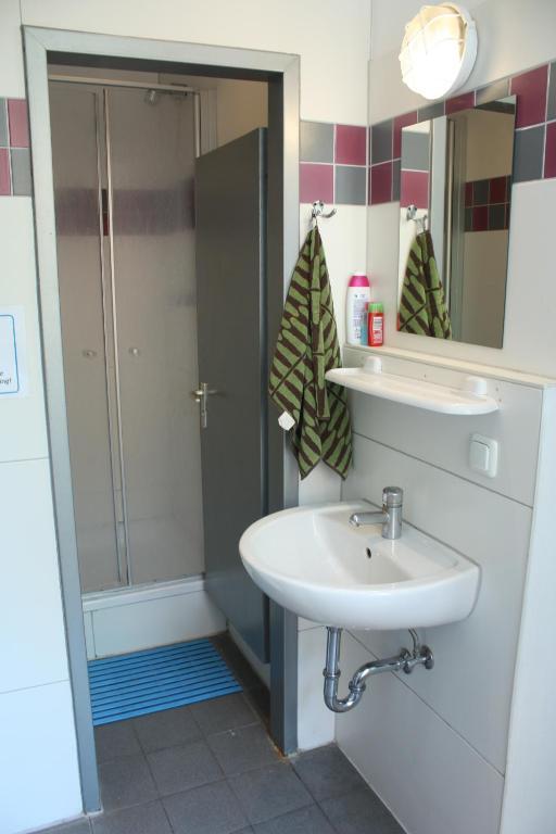 Baxpax Kreuzberg Hostel Берлин Номер фото